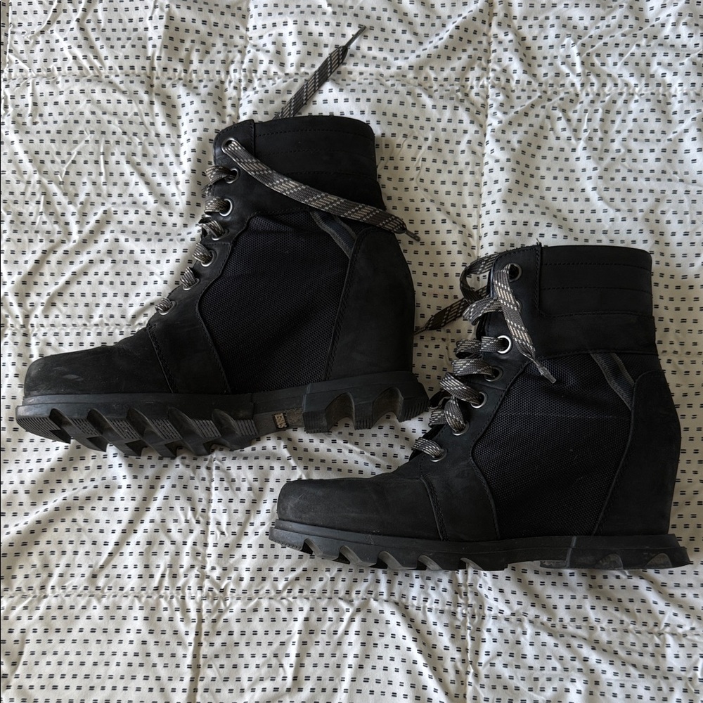 Sorel Joan of Arctic Wedge lll Lexie Black Women's Boots